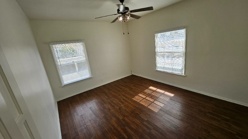 Building Photo - 436 N Ardmore Ave
