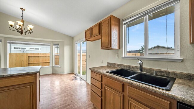 Building Photo - Spanish Springs Rental -- One Story.  No Pets Permitted