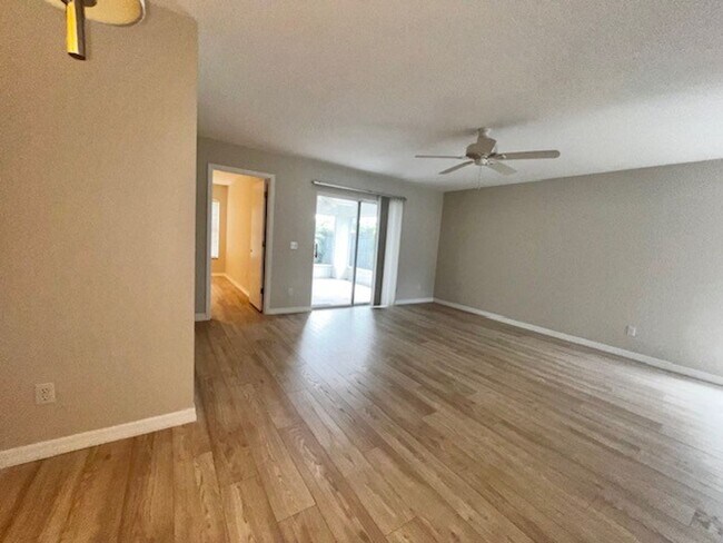 Building Photo - Welcome Home! Updated flooring & fresh interior paint! Move in OCTOBER! Beautiful 3X2 with attach...