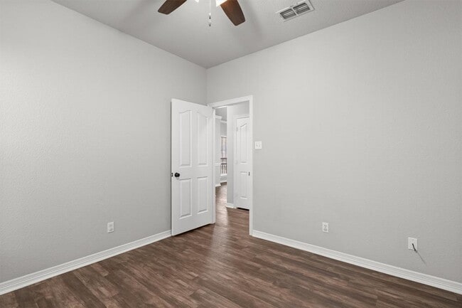 Building Photo - 2900 Brandy Ln