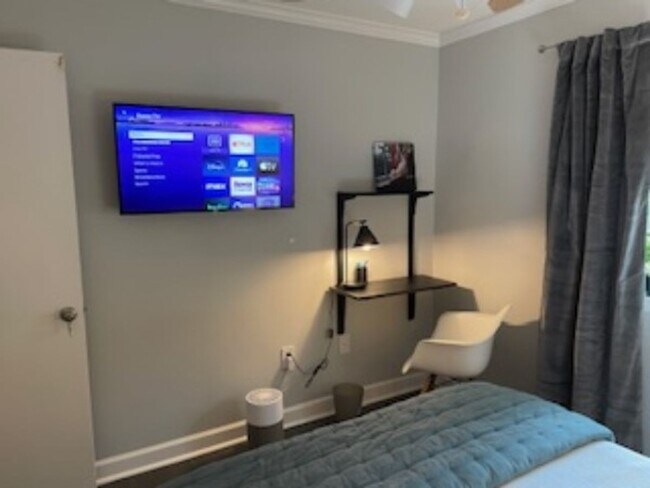 Building Photo - Great Home in Country Club Estates off Brentwood - Heart of South Baton Rouge