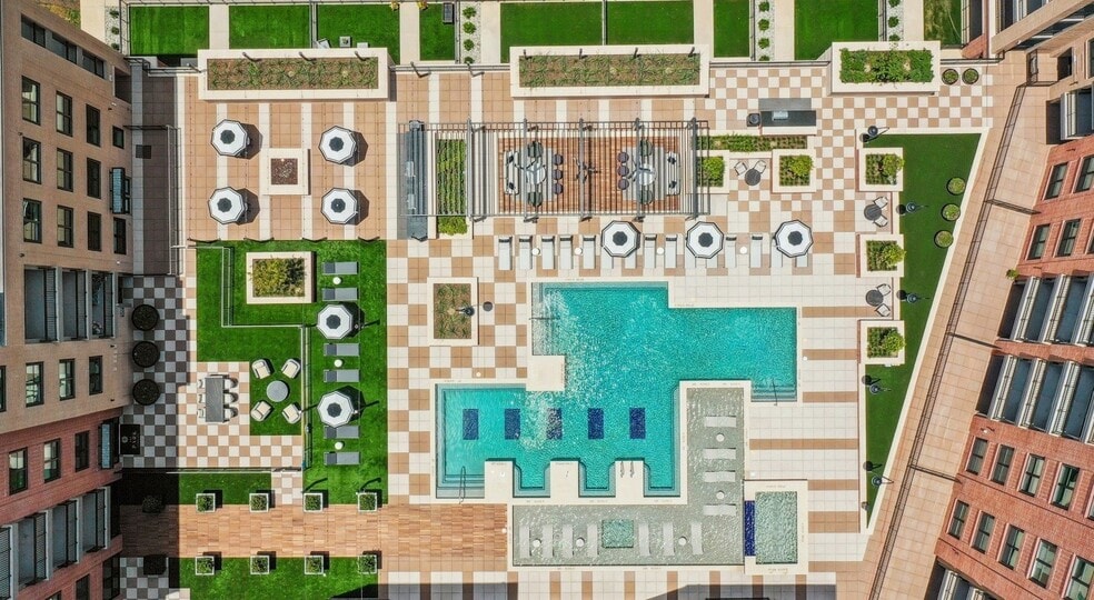 Building Photo - The Park at Katy Trail