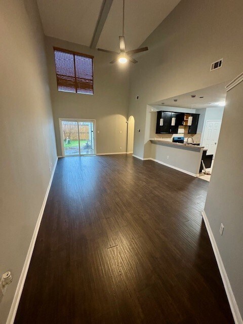 Building Photo - 12511 Silver Cup