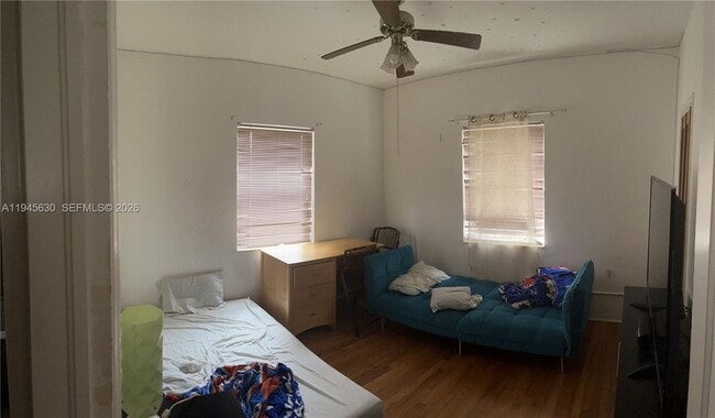 Building Photo - 715 NE 91st St