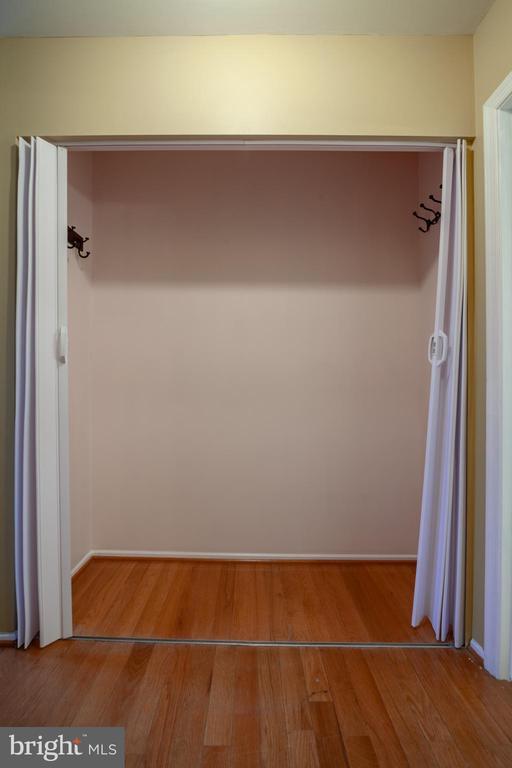 Building Photo - 14624 Monmouth Dr