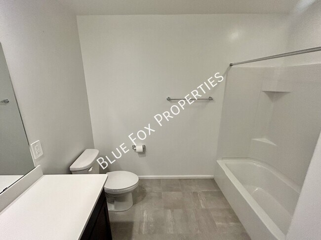 Building Photo - 6973 W Jadewood Ln