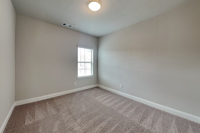 Building Photo - 4159 Wetstone Ln