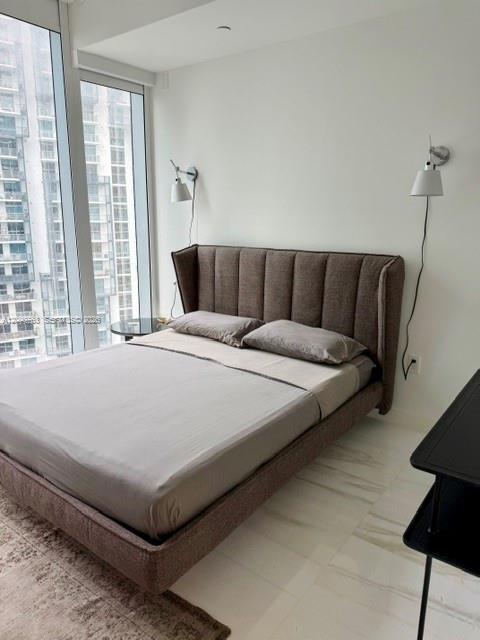 Building Photo - 300 Biscayne Blvd Way