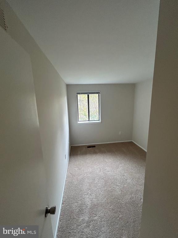 Building Photo - 7051 Knighthood Ln