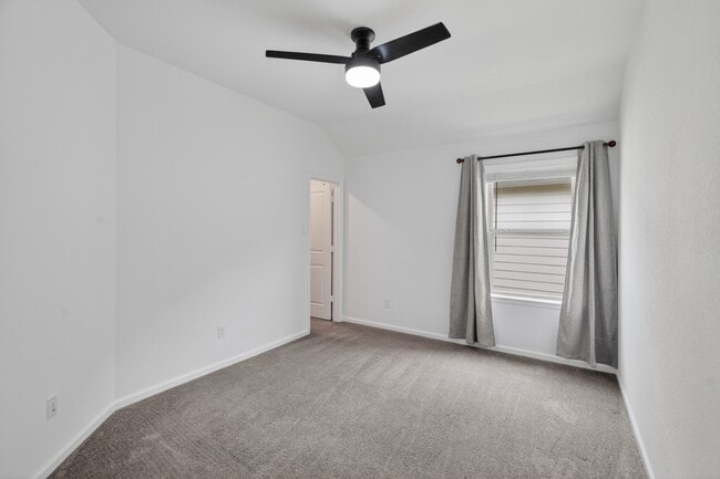 Building Photo - 5634 Amber Brook Ln