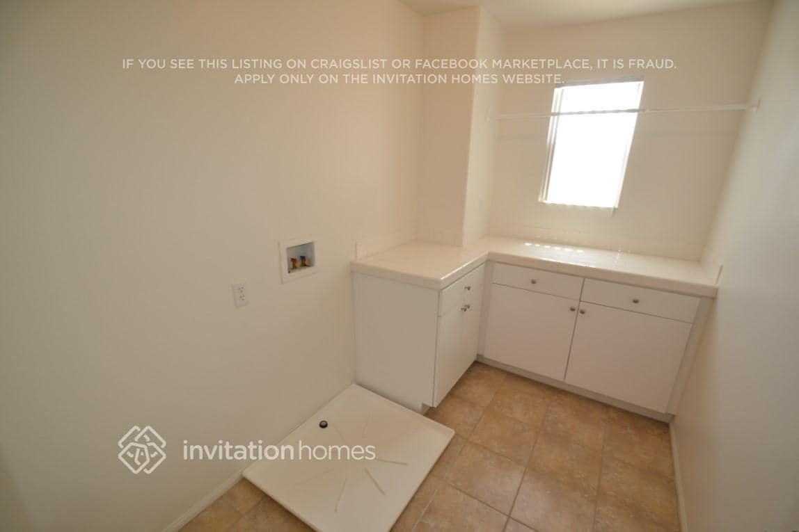 Building Photo - 42937 59th St W