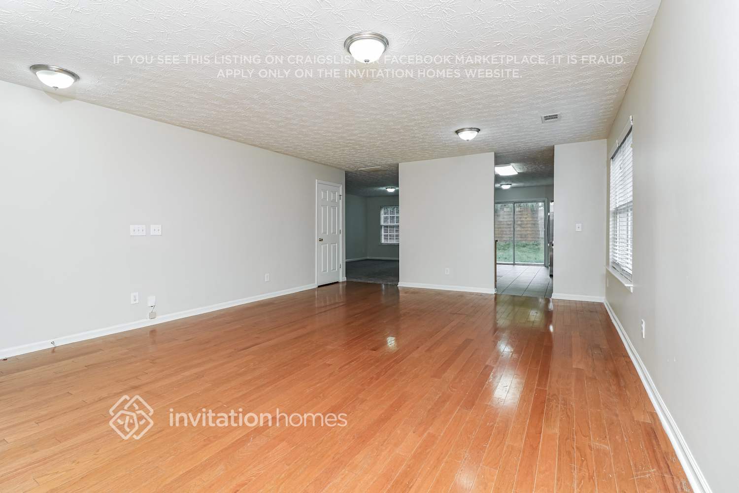 Building Photo - 214 Weatherstone Pointe Dr