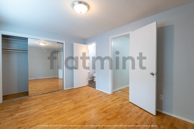 Building Photo - 7037 NE 137th St