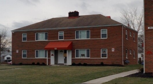 BUilding Photo - 63 N Hampton Rd
