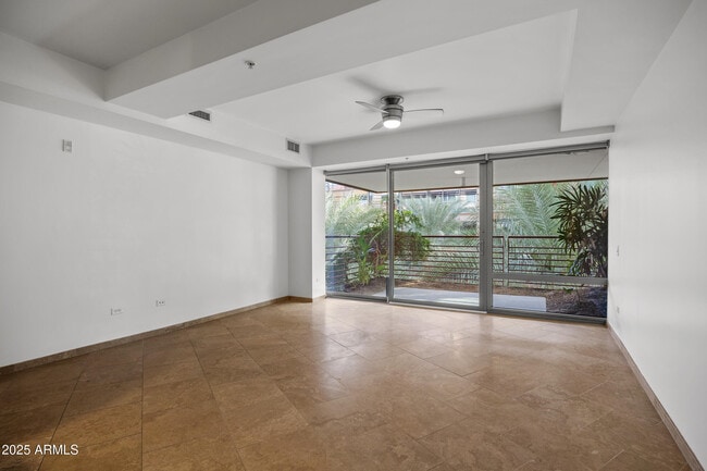 Building Photo - 7137 E Rancho Vista Dr