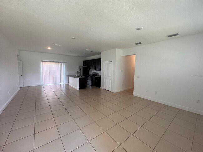 Building Photo - 2679 SW 154th Place Rd