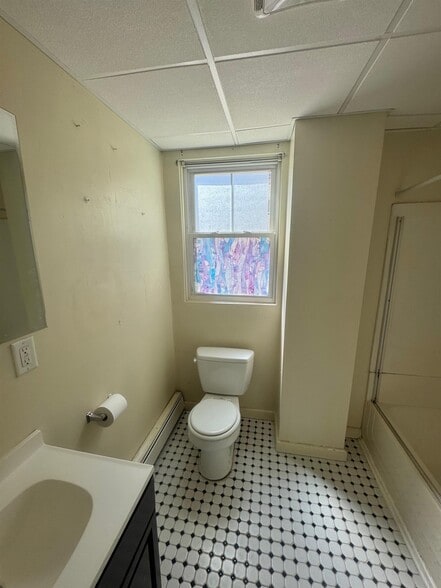 Building Photo - 71 Winchester St