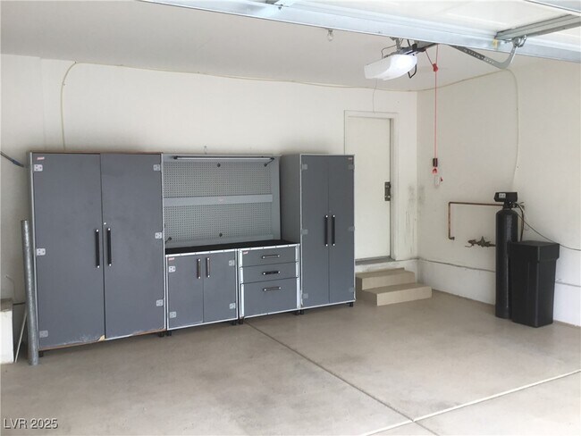 Building Photo - 8277 W Wildwood Glen Dr