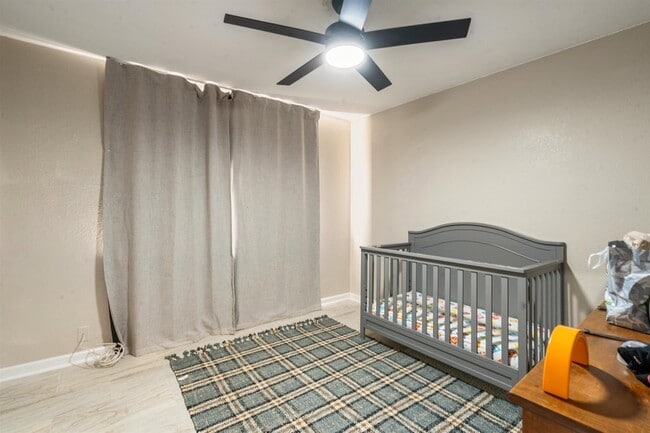 Building Photo - 131 Northill Dr