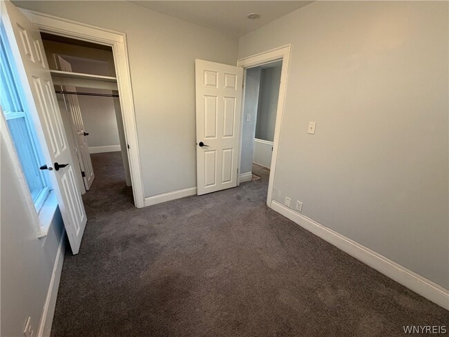 Building Photo - 18 Buffum St