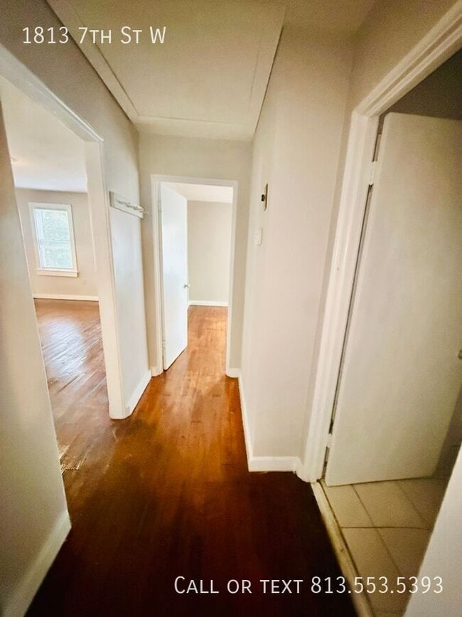 Building Photo - 1813 7th St W