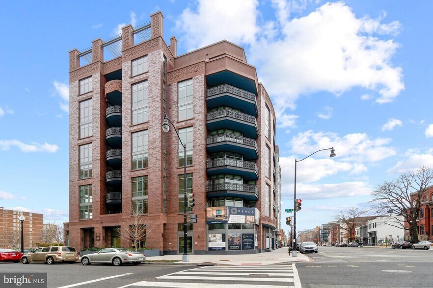 Building Photo - 810 O St NW