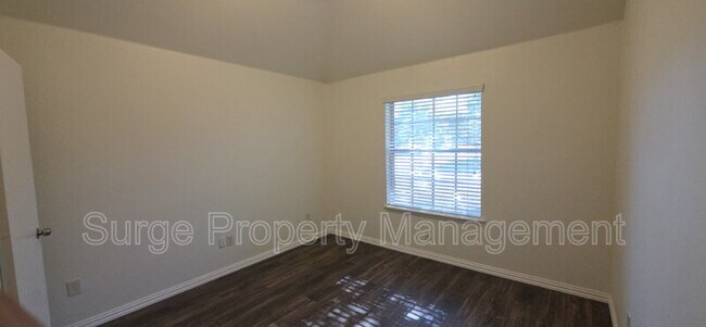 Building Photo - 629 Dorchester Dr