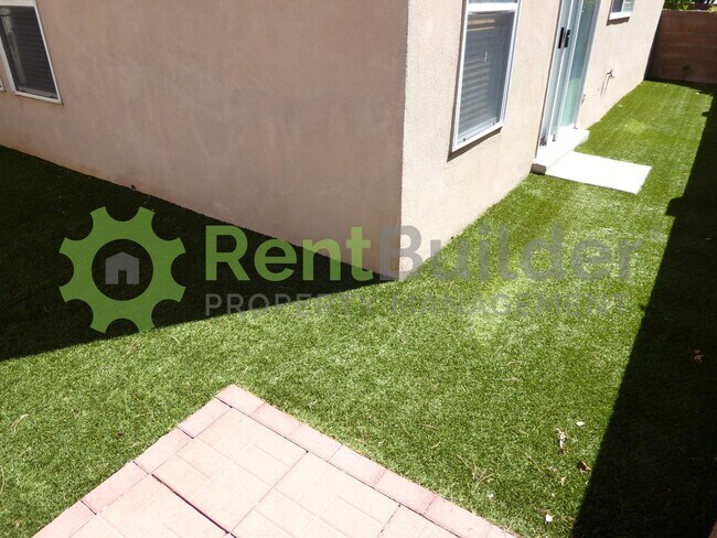 Building Photo - CALL US TODAY AT (505) 808-6467 TO SCHEDUL...
