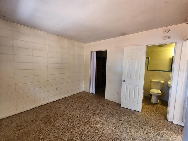 Building Photo - 1931 NW 4th Ave