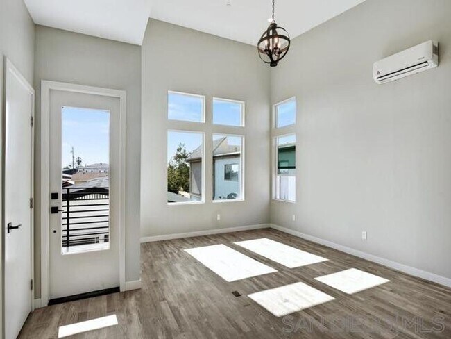 Building Photo - HAW - Herman Ave