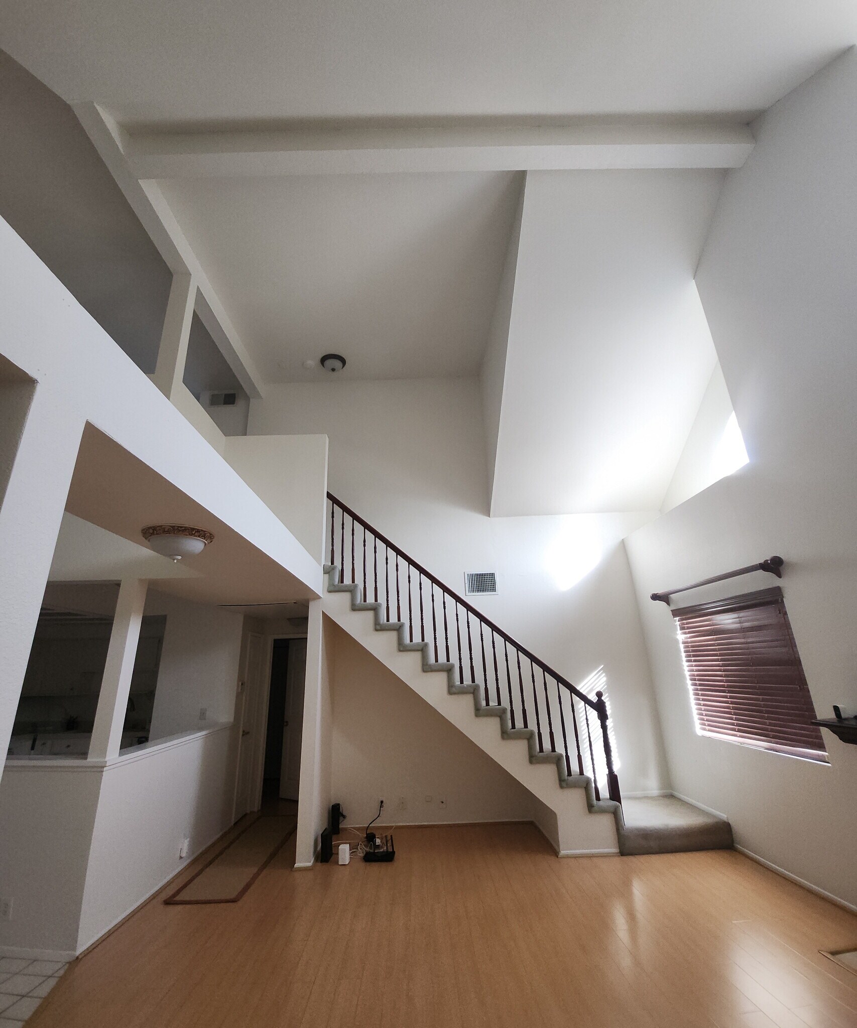 Building Photo - 5420 Sylmar Ave