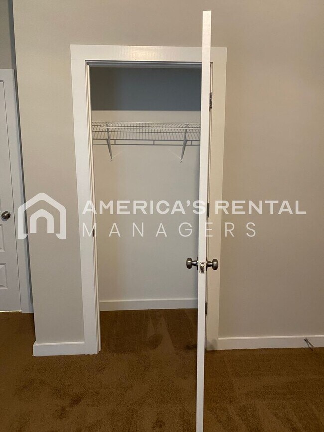 Building Photo - Home for Rent in Brookwood ... Available to View Now!!!