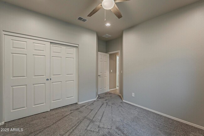 Building Photo - 10819 W Bronco Trail