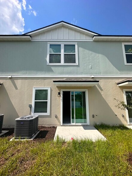 Building Photo - 272 Talulla Trl