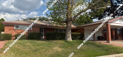 Building Photo - Desired NE location near Sandia High School and Uptown - MOVE IN SPECIAL $250.00 off first months...