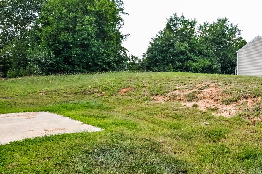 Building Photo - 1017 Early Rise St