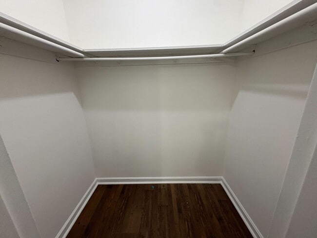 Building Photo - Spacious 3-Bedroom Condo in Randle Heights!!