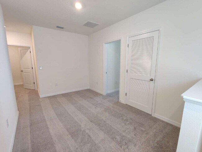 Building Photo - 34228 Jasper Stone Dr