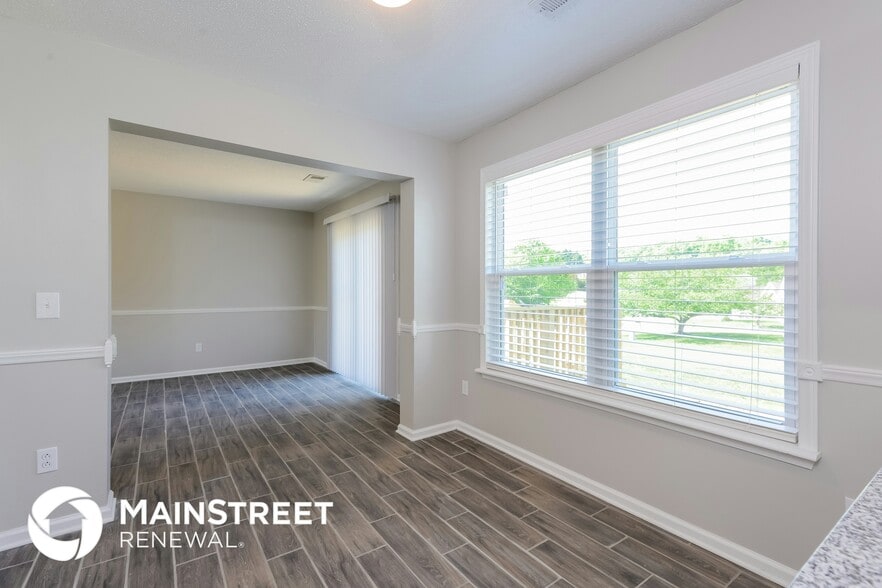 Building Photo - 4021 Landerwood Dr
