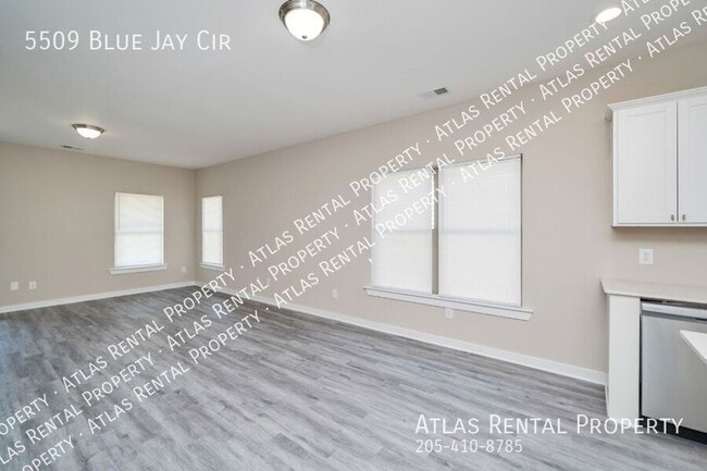 Building Photo - 5509 Blue Jay Cir