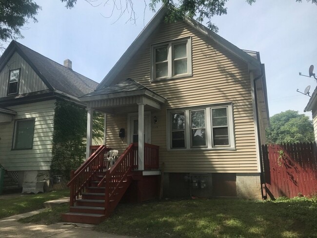 Building Photo - 3123-23A N 37th St