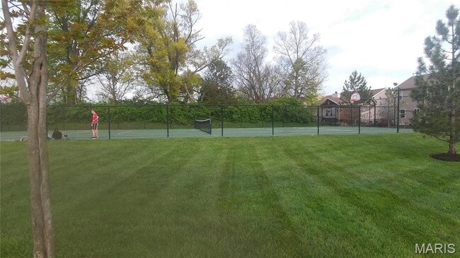 Building Photo - 643 Country Heights Dr