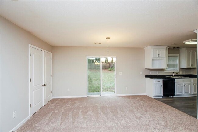 Building Photo - 3300 Westview Cove