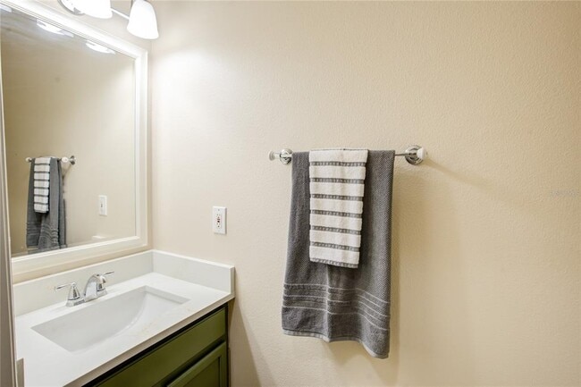 Building Photo - 6133 Lanshire Dr