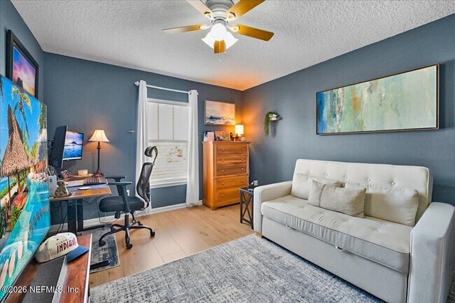 Building Photo - 1500 Calming Water Dr