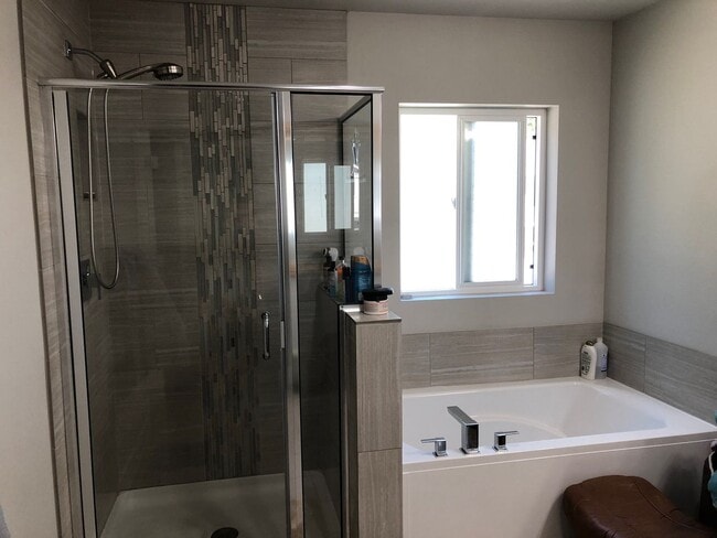 Building Photo - Majestic Home at Silver Peak Estates with 5 Bed and 3 Bath