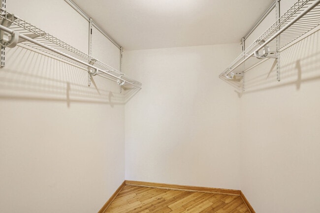 Building Photo - 2805 Breckenridge Cir