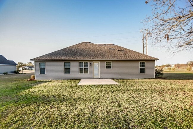 Building Photo - Luxurious 3BD/2BA Home with Premium Features in Coveted Cottonwood Neighborhood!