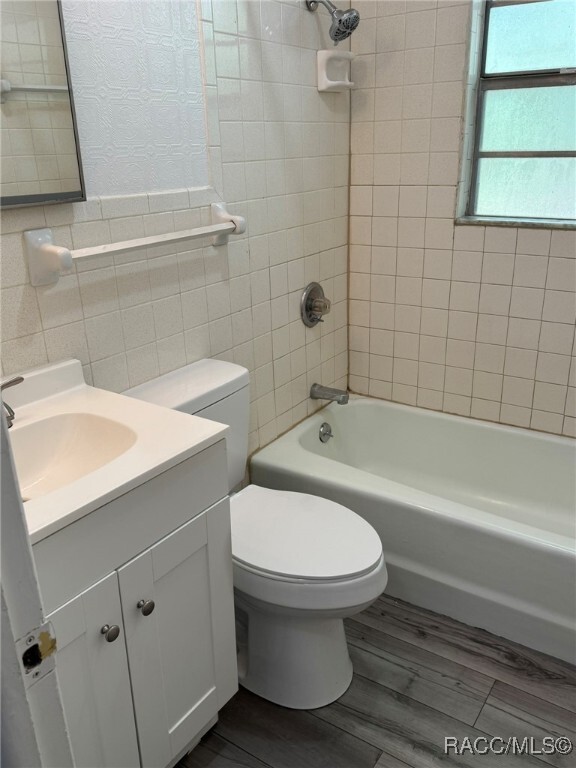 Building Photo - 6348 S Suncoast Blvd