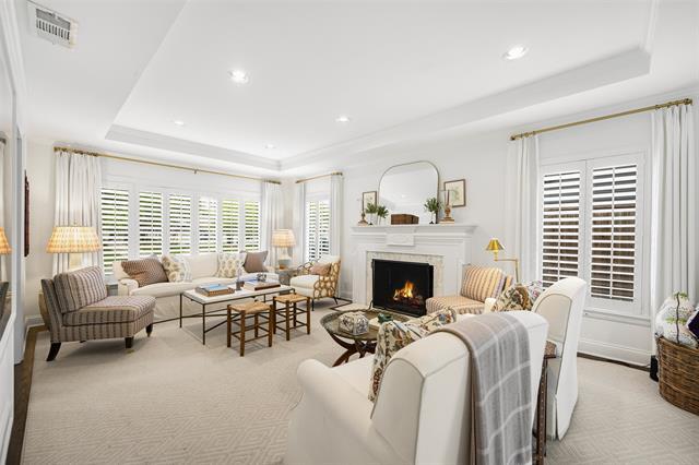 Building Photo - 6243 Del Norte Ln